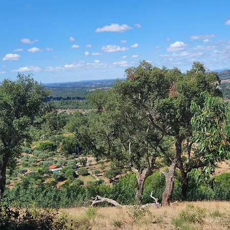 Maison Typique Portugais. Holiday home *